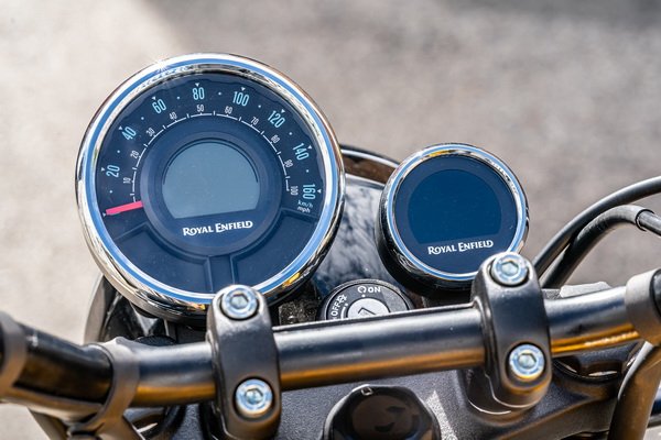 Royal Enfield Meteor 350 Enables You to Get Out of Your Orbit with State of The Art Feature Tripper Navigation