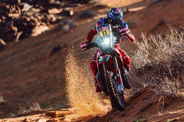 Honda Consistently Hot Win 2023 Dakar Rally Stage 5 Ready To Win 2 TOP 2