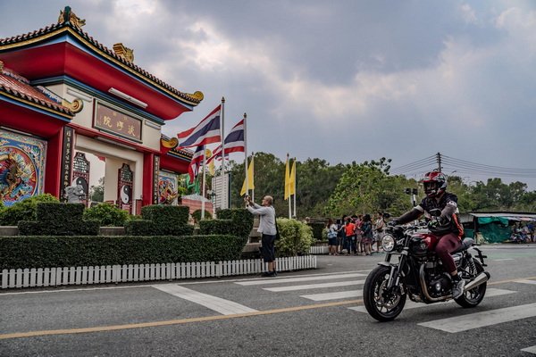 Triumph Speed 400 and Triumph Scrambler 400 X Enjoy Every Journey